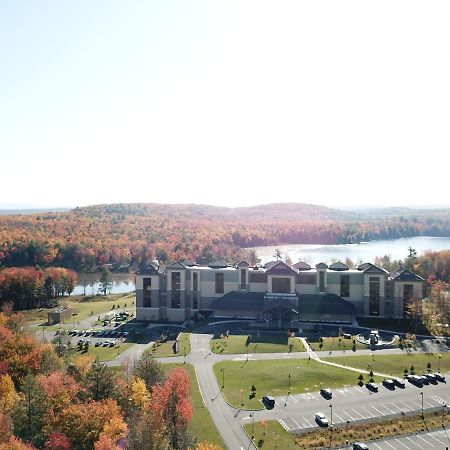 Yo1 Longevity & Health Resorts, Catskills Monticello Extérieur photo